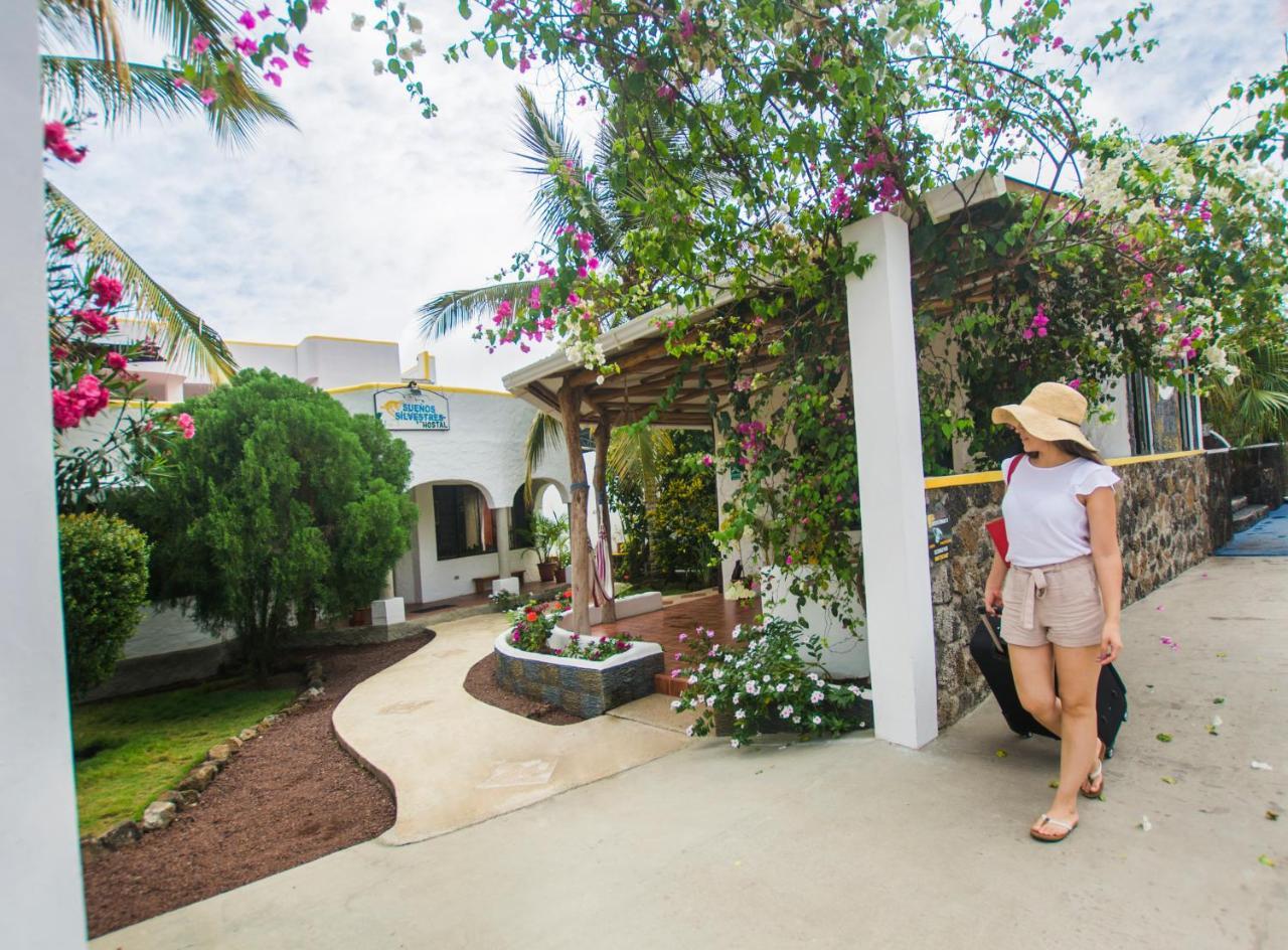 Hostal Suenos Silvestres Puerto Ayora  Exterior photo