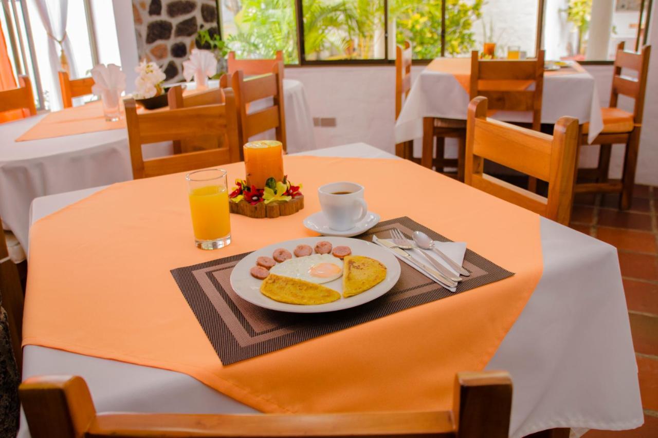 Hostal Suenos Silvestres Puerto Ayora  Exterior photo